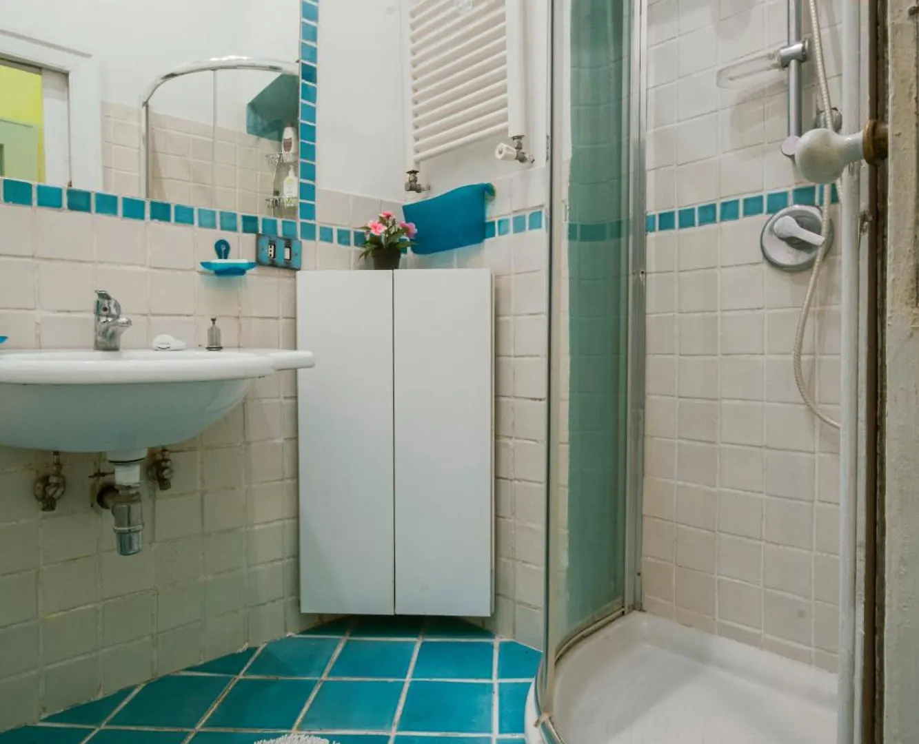 Affittacamere Ma Maison Shared Home In Chiaia 1 Napoli Italia